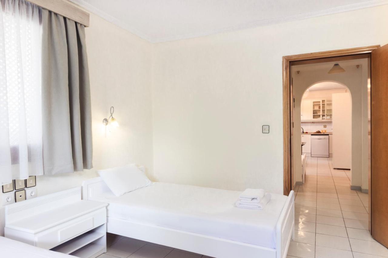Hotel Odysseas Políhrono Kültér fotó