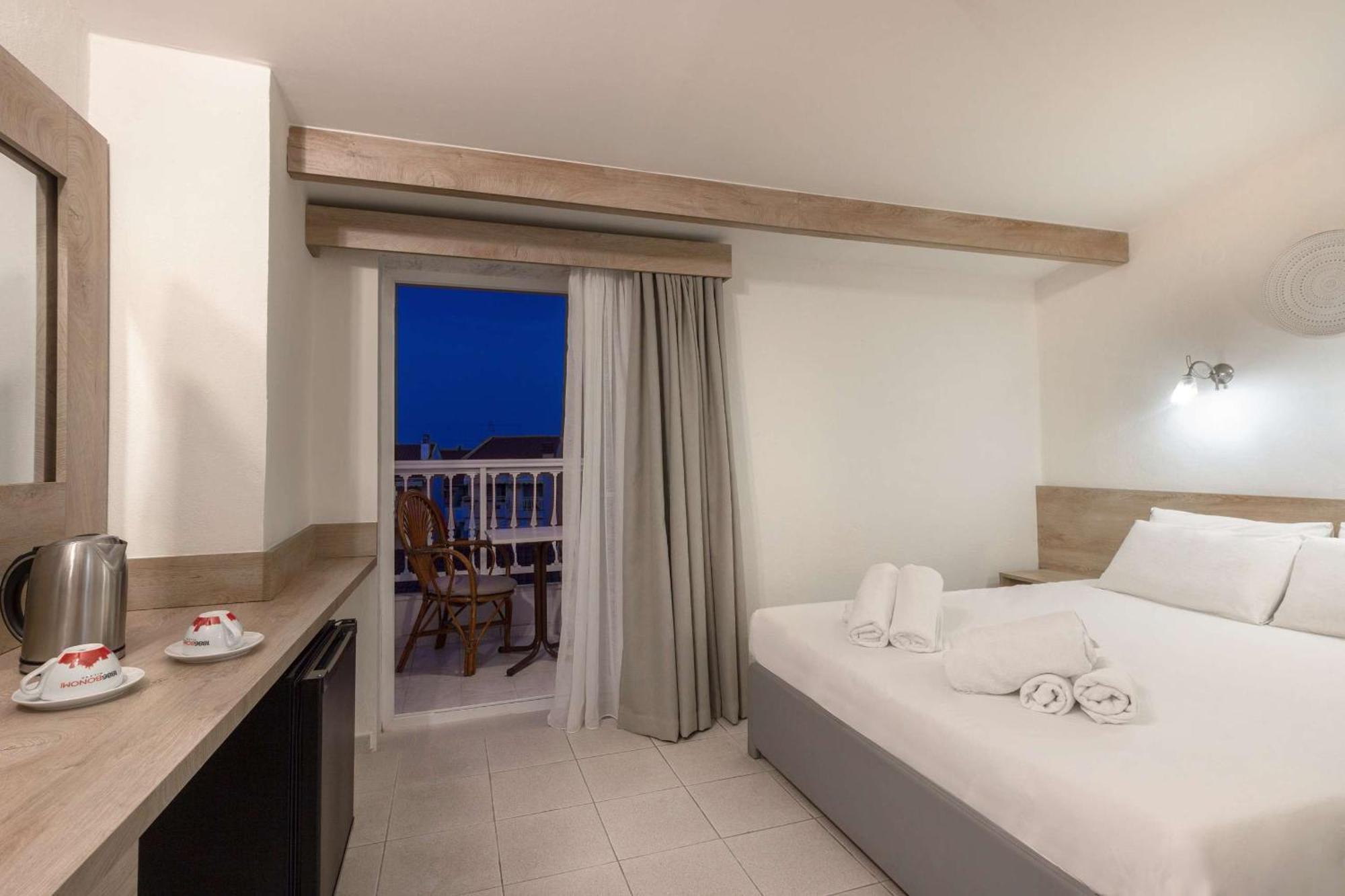 Hotel Odysseas Políhrono Szoba fotó